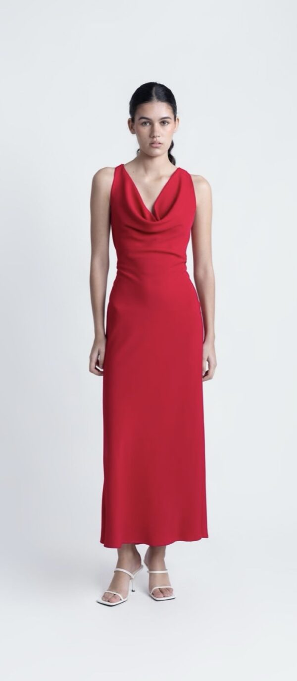 VESTIDO APLIQUE ESPALDA - Imagen 2