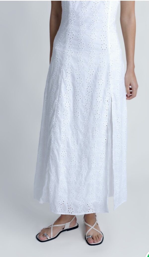 VESTIDO  PERFORADO - Imagen 4