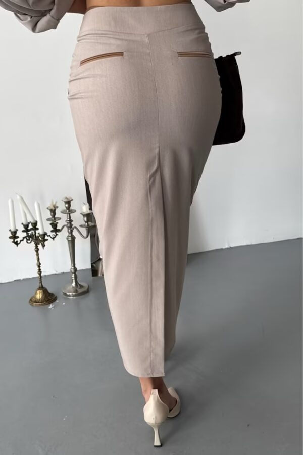 CONJUNTO CHAQUETA Y FALDA - Imagen 2
