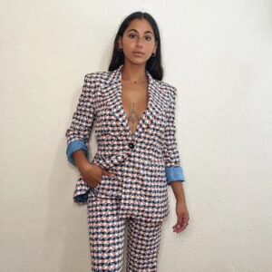 TRAJE GEOMÉTRICO