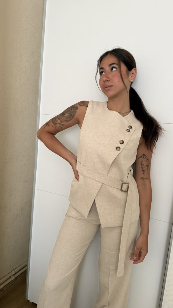 TRAJE DE LINO