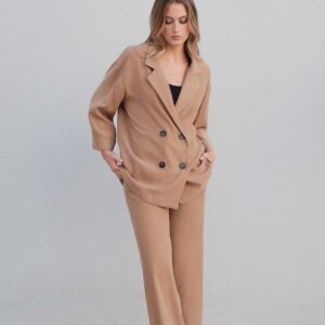 TRAJE CANELA